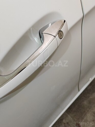 Mercedes E 220 2014, 180,000 km - 2.2 l - Bakı