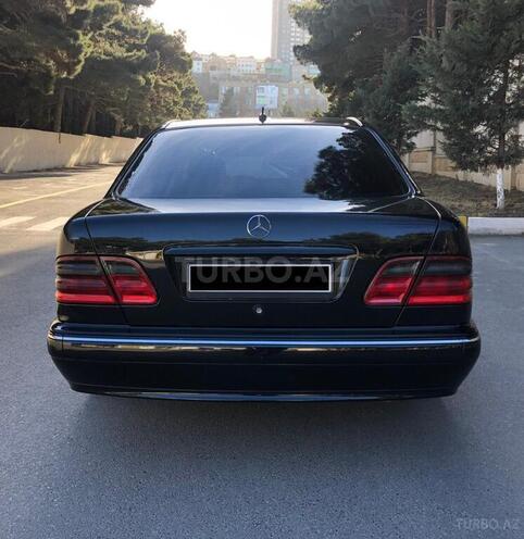 Mercedes E 270 2001, 364,217 km - 2.7 l - Bakı