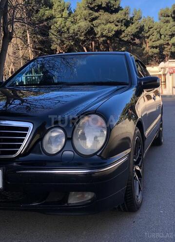 Mercedes E 270 2001, 364,217 km - 2.7 l - Bakı