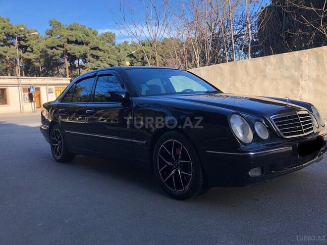 Mercedes E 270 2001, 364,217 km - 2.7 l - Bakı