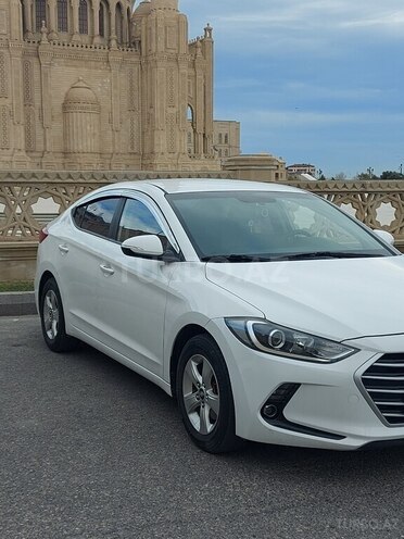 Hyundai Elantra 2016, 125,000 km - 1.6 l - Bakı