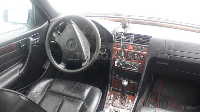 Mercedes C 230 2000, 200,045 km - 2.3 l - Bakı