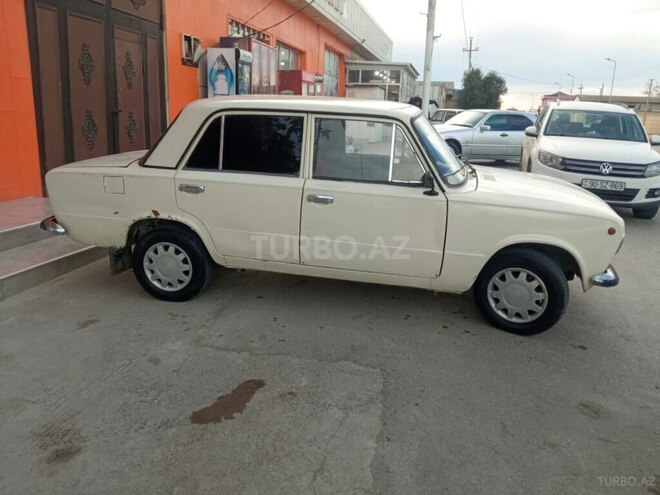 LADA (VAZ) 21011 1983, 250,000 km - 1.6 l - Bakı
