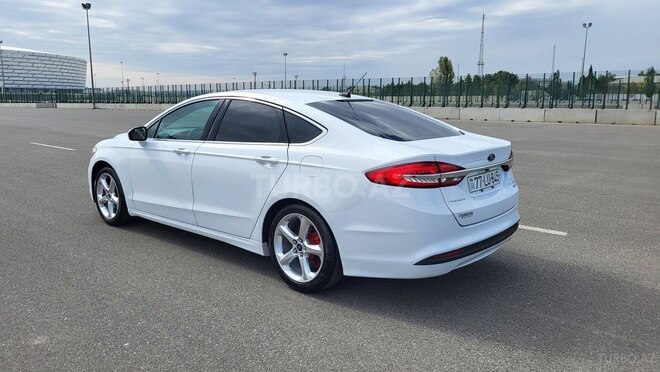 Ford Fusion 2017, 190,000 km - 1.5 l - Bakı