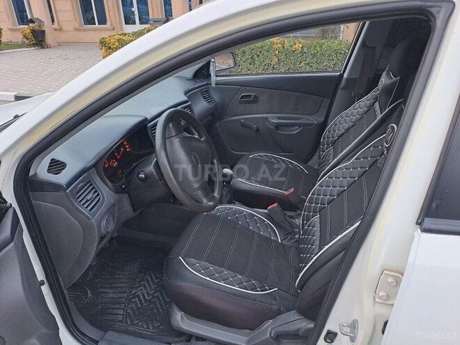 Kia Rio 2008, 223,935 km - 1.4 l - Sumqayıt