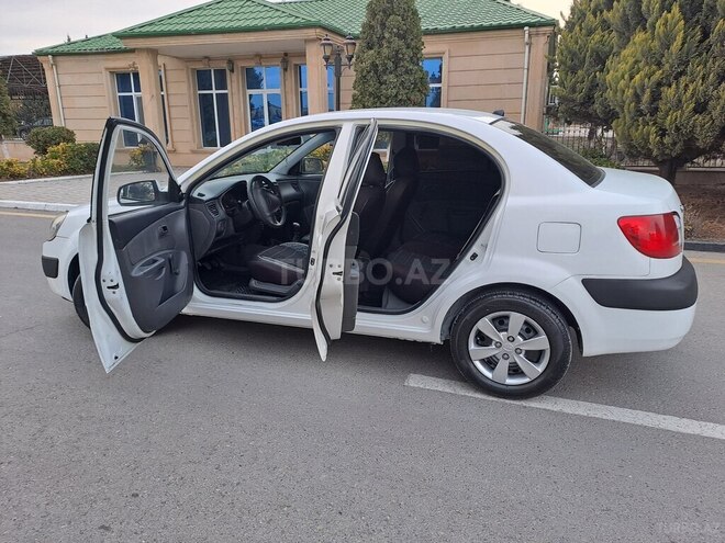 Kia Rio 2008, 223,935 km - 1.4 l - Sumqayıt