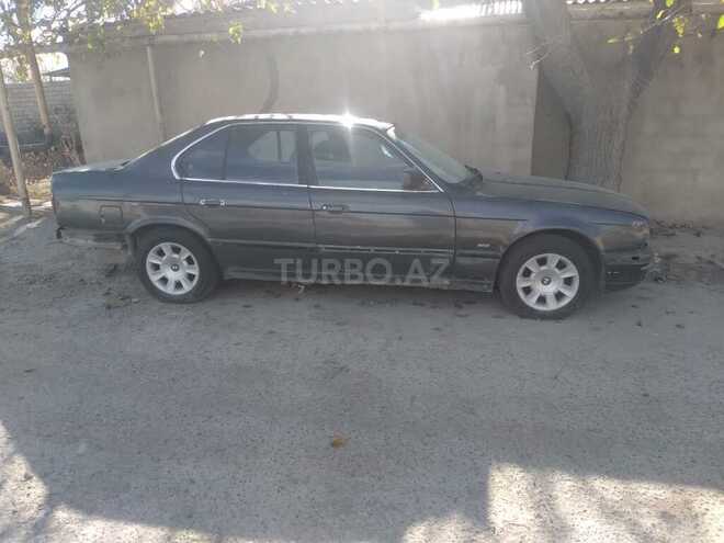 BMW 525 1988, 350,000 km - 2.5 l - Bakı