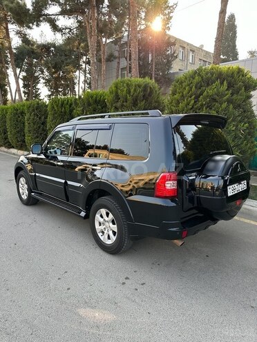 Mitsubishi Pajero 2009, 140,000 km - 3.0 l - Bakı
