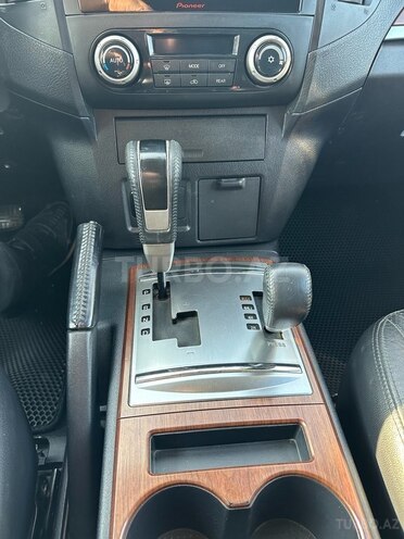 Mitsubishi Pajero 2009, 140,000 km - 3.0 l - Bakı