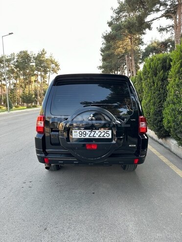 Mitsubishi Pajero 2009, 140,000 km - 3.0 l - Bakı