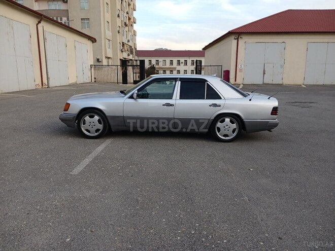 Mercedes E 250 1990, 345,480 km - 2.5 л - Bakı