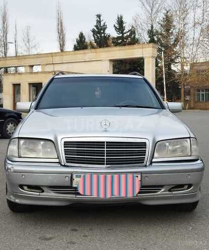 Mercedes C 180 2000, 345,400 km - 1.8 l - Yevlax