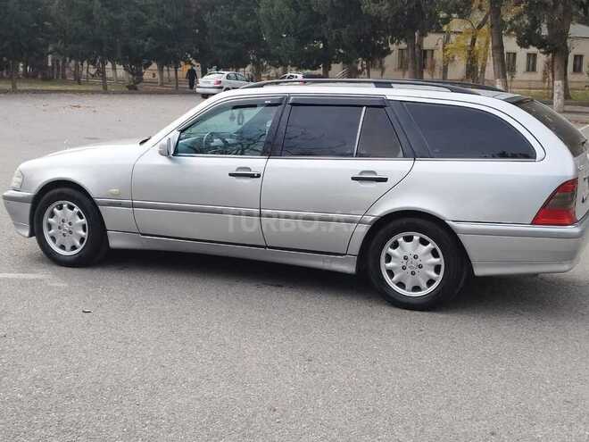 Mercedes C 180 2000, 345,400 km - 1.8 l - Yevlax