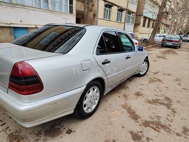 Mercedes C 220 1999, 249,000 km - 2.2 l - Gəncə