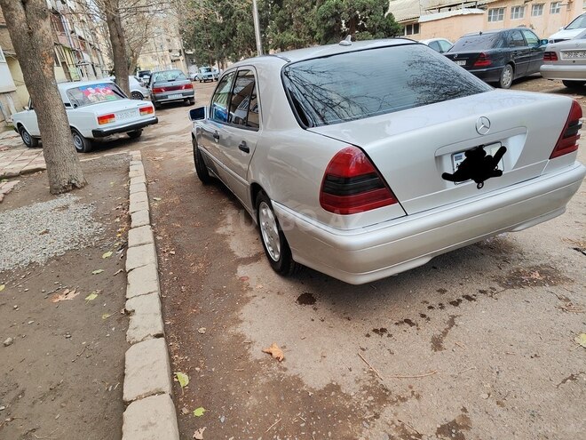 Mercedes C 220 1999, 249,000 km - 2.2 l - Gəncə