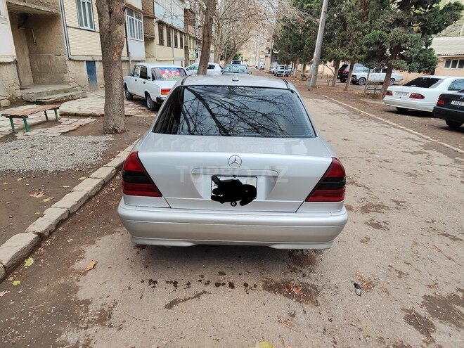 Mercedes C 220 1999, 249,000 km - 2.2 l - Gəncə