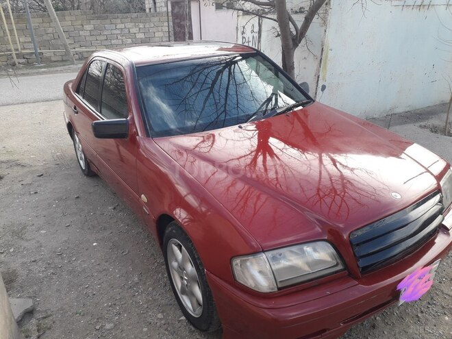 Mercedes C 240 1997, 380,000 km - 2.4 л - Sumqayıt