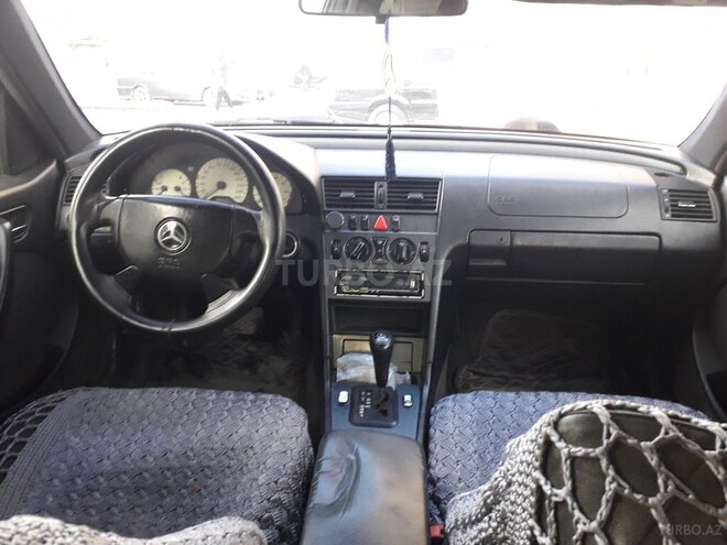 Mercedes C 240 1997, 380,000 km - 2.4 л - Sumqayıt