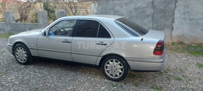 Mercedes C 200 1997, 305,000 km - 2.0 л - Ağcabədi