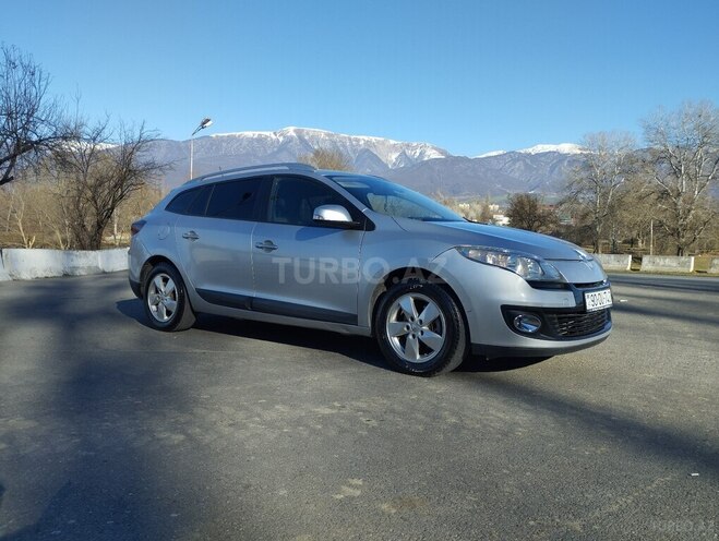Renault Megane 2012, 327,482 km - 1.5 l - İsmayıllı