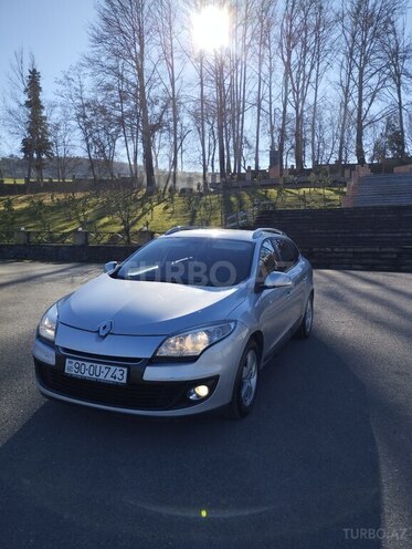 Renault Megane 2012, 327,482 km - 1.5 l - İsmayıllı