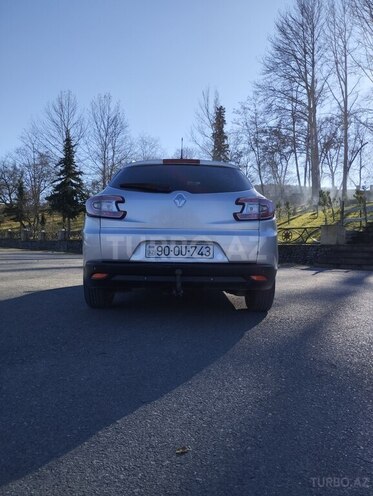 Renault Megane 2012, 327,482 km - 1.5 l - İsmayıllı
