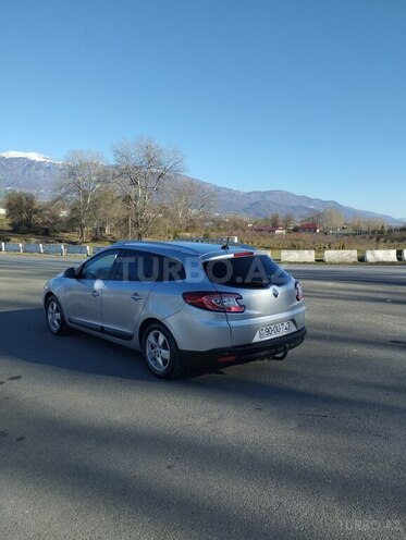 Renault Megane 2012, 327,482 km - 1.5 l - İsmayıllı