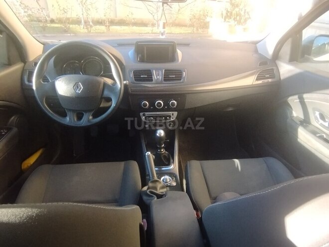 Renault Megane 2012, 327,482 km - 1.5 l - İsmayıllı