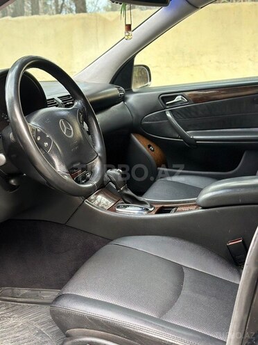 Mercedes C 240 2001, 286,000 km - 2.4 л - Bakı