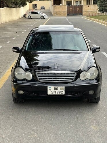 Mercedes C 240 2001, 286,000 km - 2.4 л - Bakı