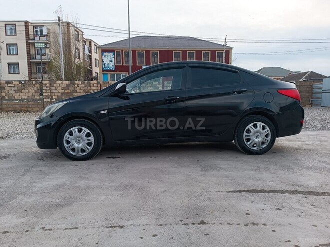 Hyundai Accent 2011, 250,000 km - 1.4 л - Bakı