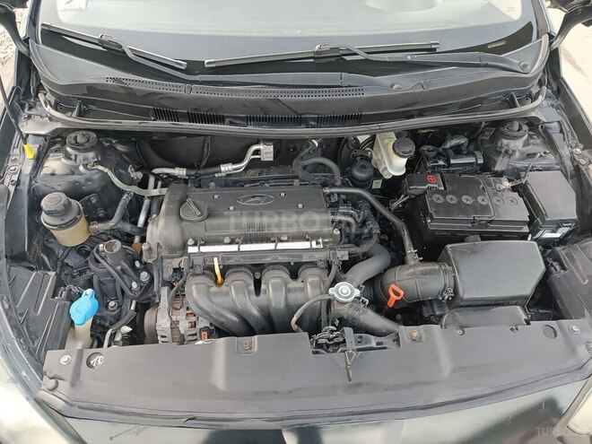 Hyundai Accent 2011, 250,000 km - 1.4 л - Bakı