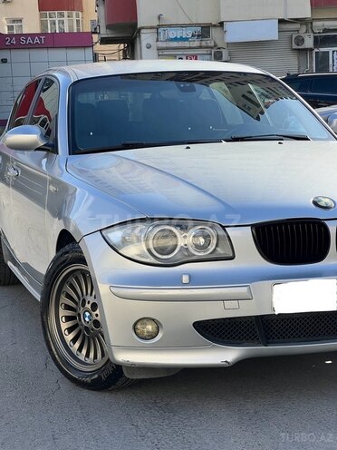 BMW 120 2006, 211,000 km - 2.0 л - Bakı