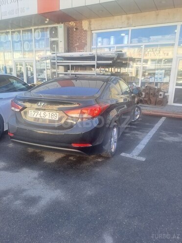 Hyundai Elantra 2015, 202,777 km - 1.8 l - Bakı