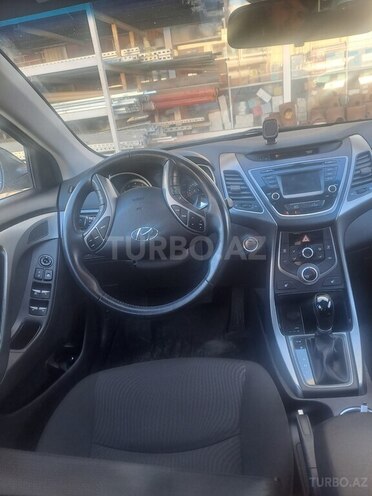 Hyundai Elantra 2015, 202,777 km - 1.8 l - Bakı