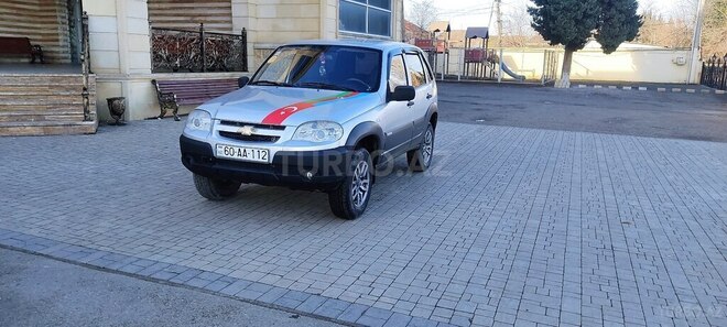 Chevrolet Niva 2011, 203,000 km - 1.7 л - Tovuz