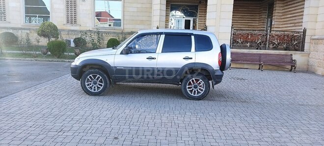 Chevrolet Niva 2011, 203,000 km - 1.7 л - Tovuz
