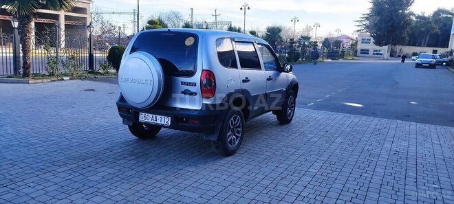 Chevrolet Niva 2011, 203,000 km - 1.7 л - Tovuz