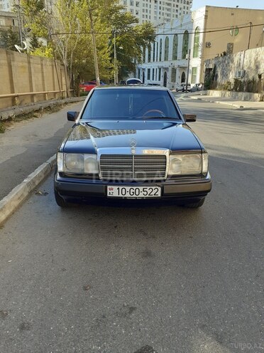 Mercedes E 260 1991, 350,000 km - 2.6 l - Bakı