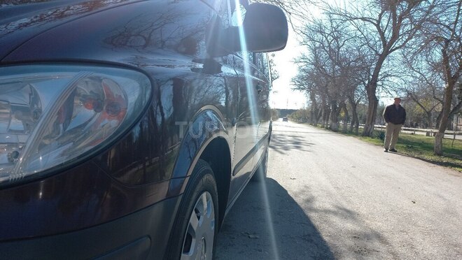 Mercedes Vito 111 2004, 451,325 km - 2.2 l - Şirvan