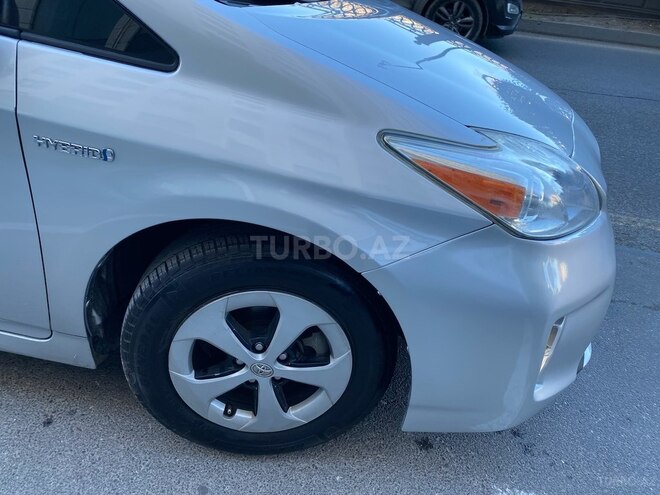 Toyota Prius 2014, 197,000 km - 1.8 l - Bakı
