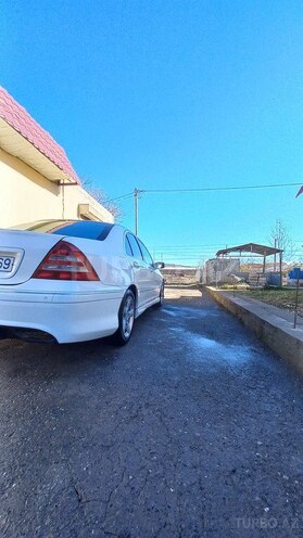 Mercedes C 200 2006, 280,900 km - 2.0 л - Şirvan