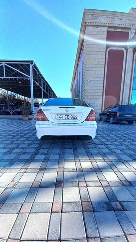 Mercedes C 200 2006, 280,900 km - 2.0 л - Şirvan