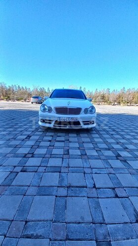 Mercedes C 200 2006, 280,900 km - 2.0 л - Şirvan