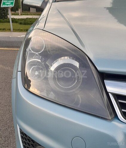 Opel Astra 2009, 202,500 km - 1.4 l - Gəncə
