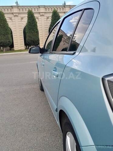 Opel Astra 2009, 202,500 km - 1.4 l - Gəncə
