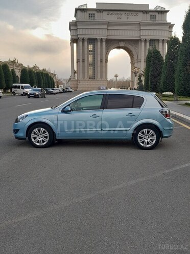 Opel Astra 2009, 202,500 km - 1.4 l - Gəncə