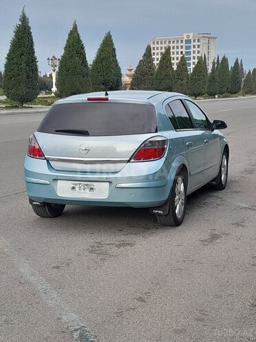 Opel Astra 2009, 202,500 km - 1.4 l - Gəncə