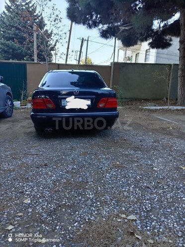 Mercedes E 280 1999, 390,000 km - 2.8 l - Bakı