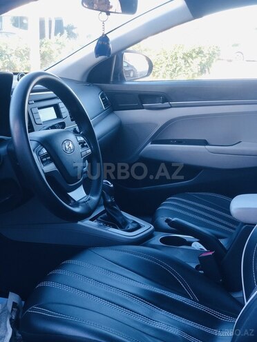 Hyundai Elantra 2016, 126,218 km - 2.0 l - Bakı